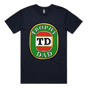 Trophy Dad Victor Bravo 🍺🏆 – Men's T Shirt